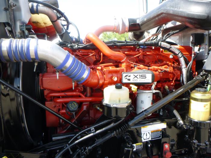 2020 Peterbilt 389-16