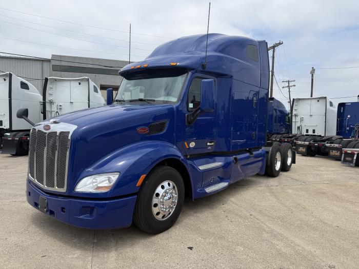 2022 Peterbilt 579-2