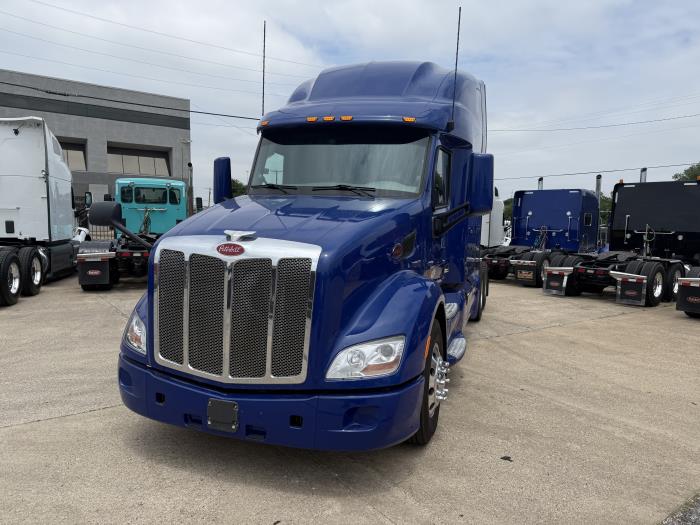2022 Peterbilt 579-4