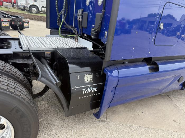 2022 Peterbilt 579-14