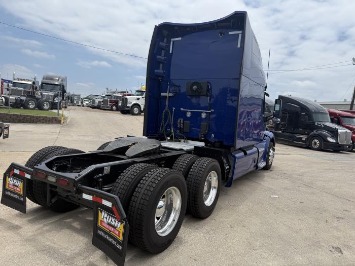 2022 Peterbilt 579-16