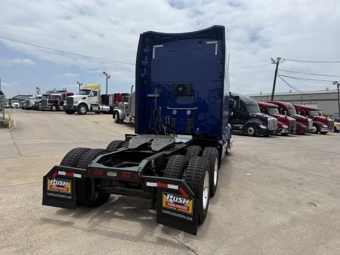 2022 Peterbilt 579-17