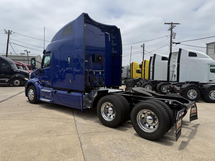 2022 Peterbilt 579-21