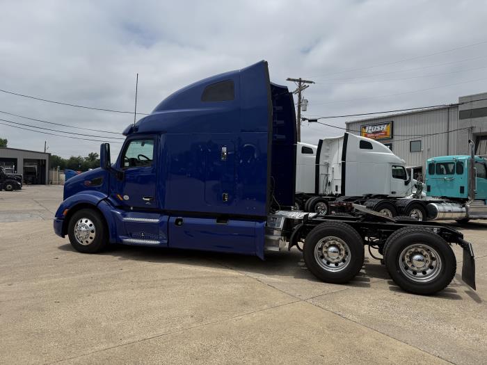 2022 Peterbilt 579-22