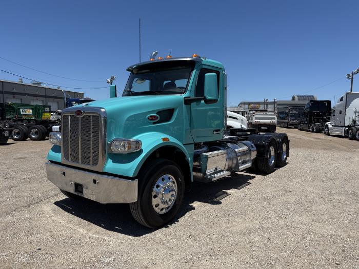 2023 Peterbilt 567-10
