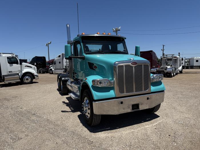 2023 Peterbilt 567-15