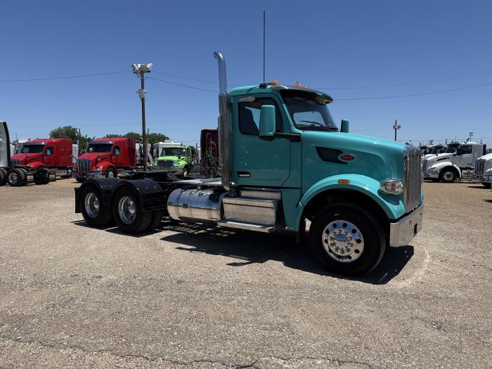 2023 Peterbilt 567-18