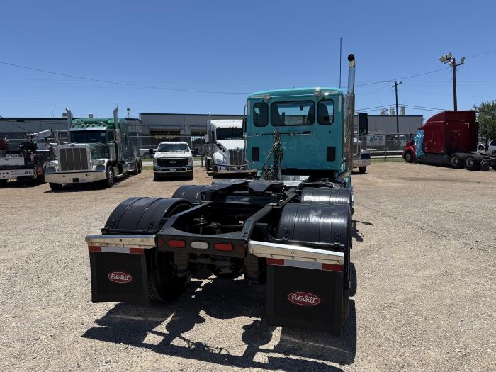 2023 Peterbilt 567-27