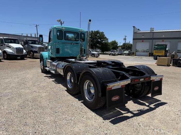 2023 Peterbilt 567-30
