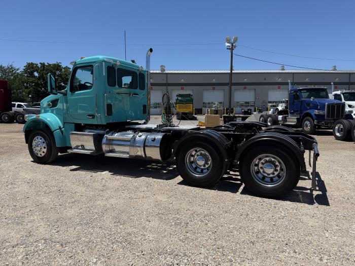 2023 Peterbilt 567-33