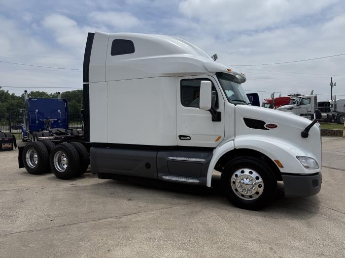 2021 Peterbilt 579-13