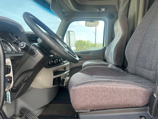 2019 Peterbilt 579-10