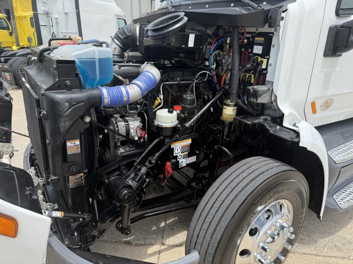 2021 Peterbilt 579-26