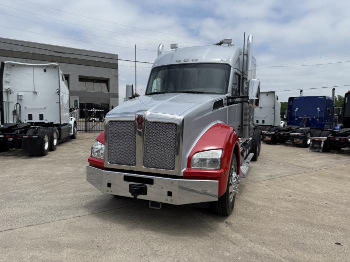 2019 Kenworth T880-4