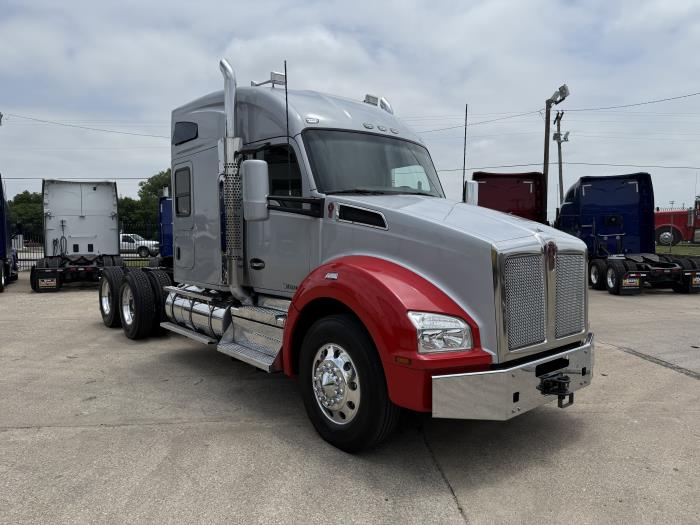 2019 Kenworth T880-8