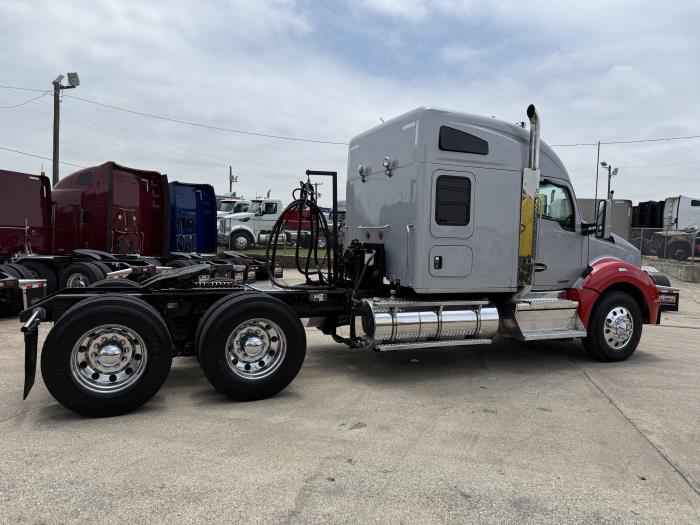 2019 Kenworth T880-13