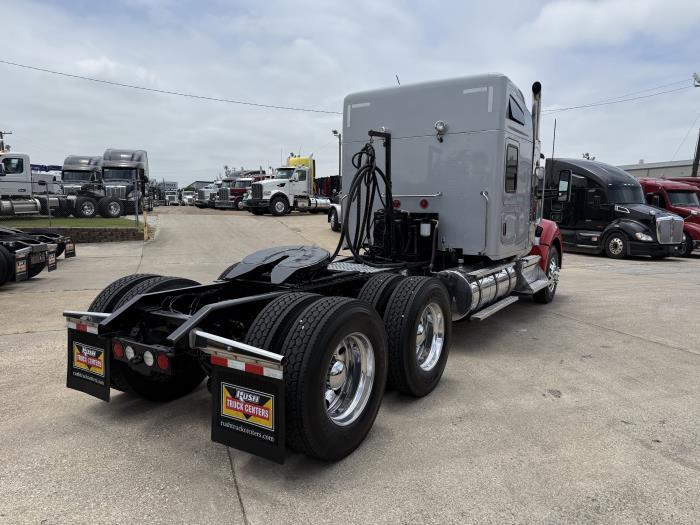 2019 Kenworth T880-16