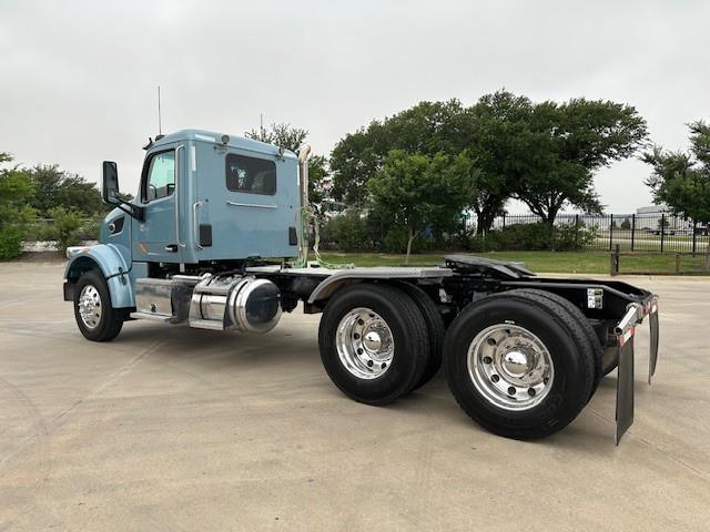2022 Peterbilt 567-4