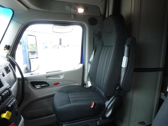 2022 Peterbilt 579-16