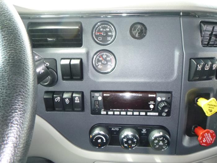 2022 Peterbilt 579-19