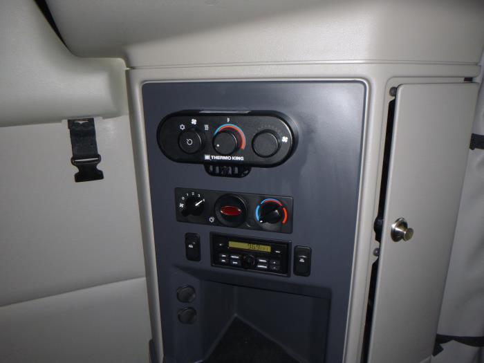 2022 Peterbilt 579-25