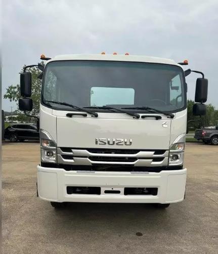 2025 Isuzu FVR-1