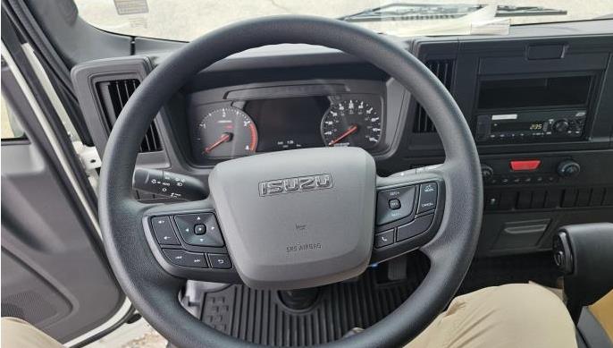 2025 Isuzu NRR-2