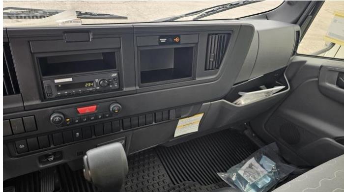 2025 Isuzu NRR-3