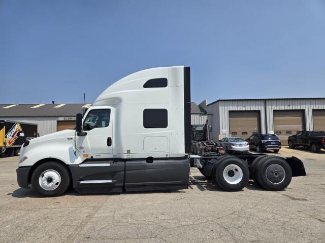 2022 International LT625-6