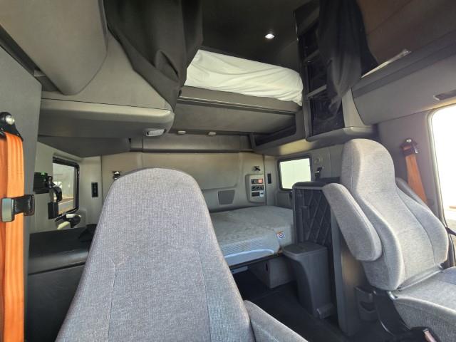 2022 International LT625-9