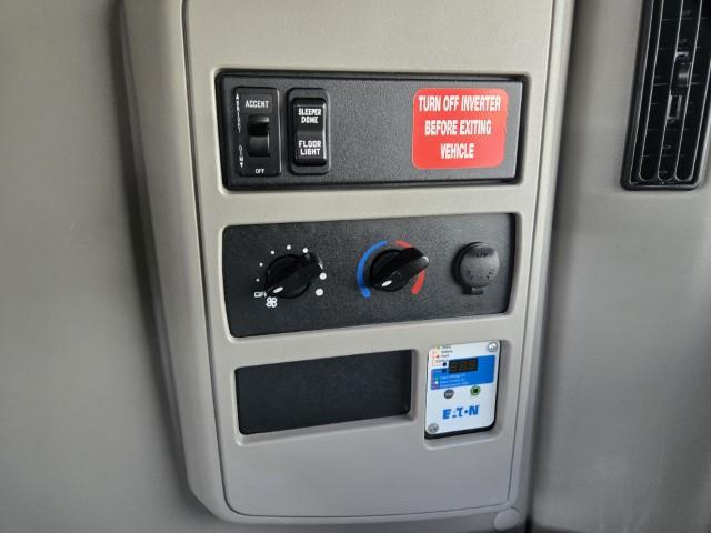 2022 International LT625-10