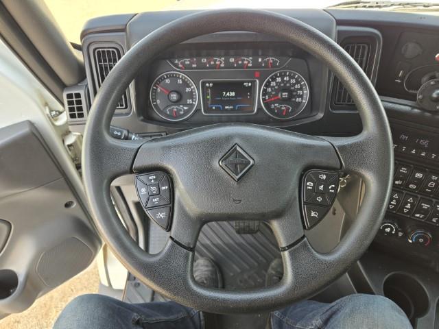2022 International LT625-14