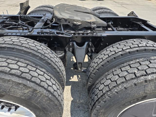 2022 International LT625-22