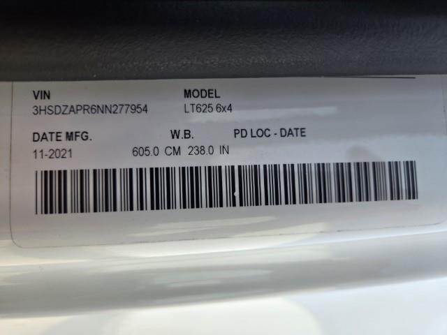 2022 International LT625-27