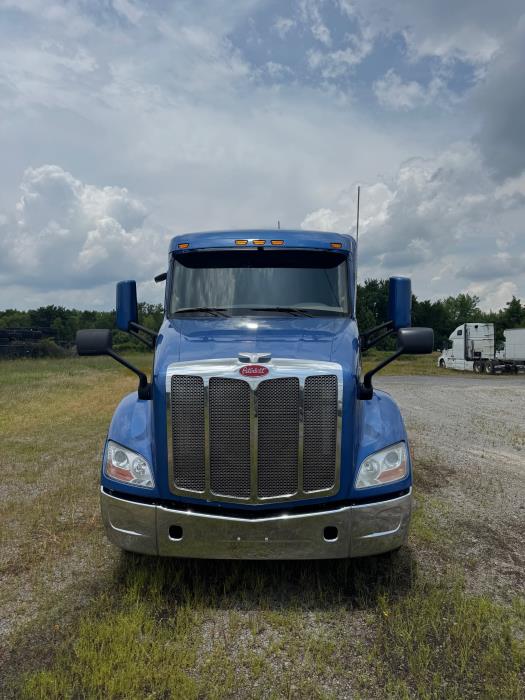 2018 Peterbilt 579-2