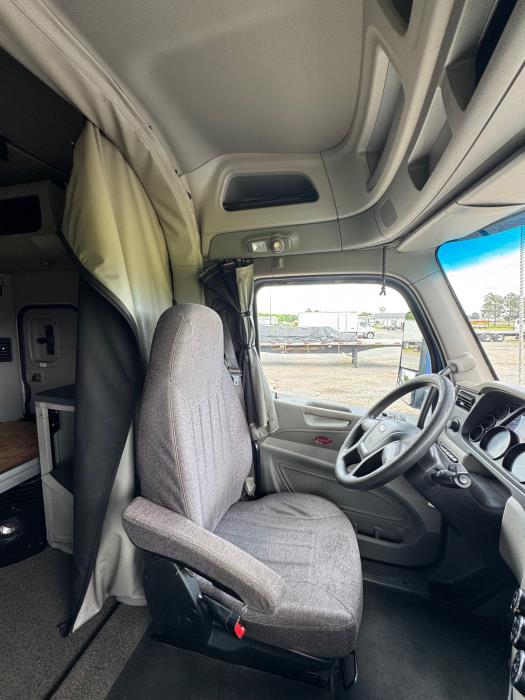2018 Peterbilt 579-14