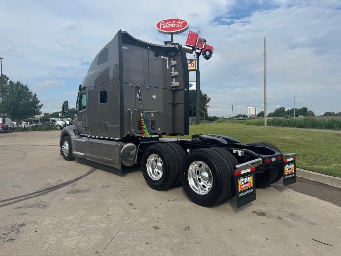 2026 Peterbilt 579-3