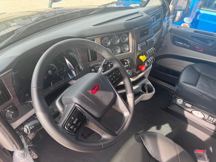 2026 Peterbilt 579-5