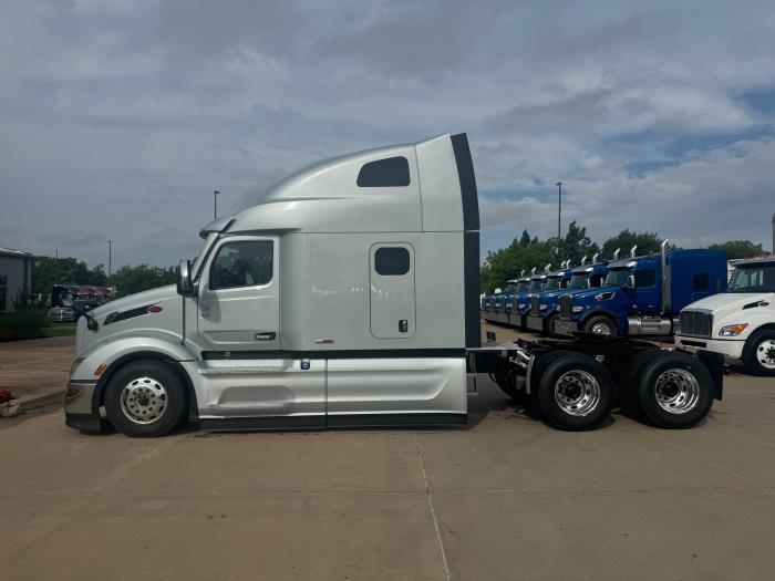 2026 Peterbilt 579-2