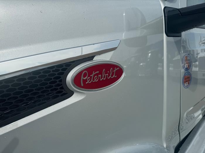 2026 Peterbilt 579-4