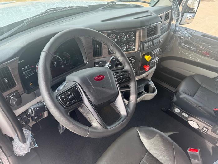 2026 Peterbilt 579-5