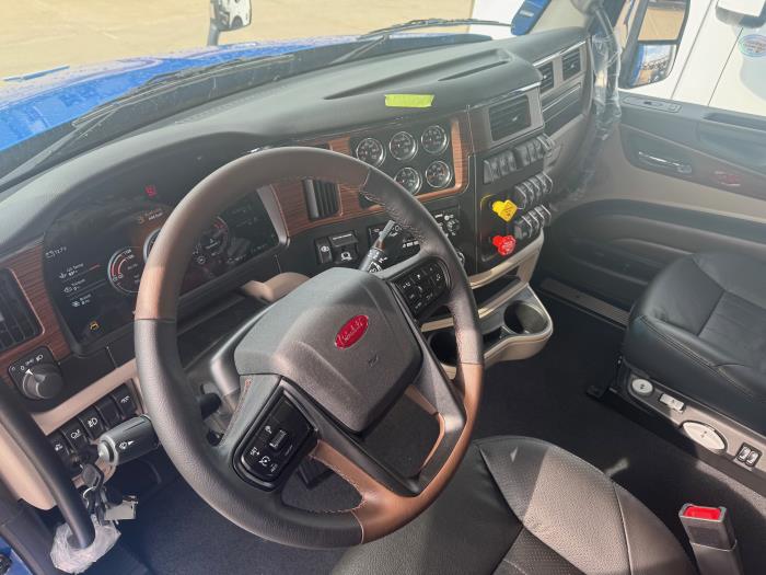 2026 Peterbilt 579-5