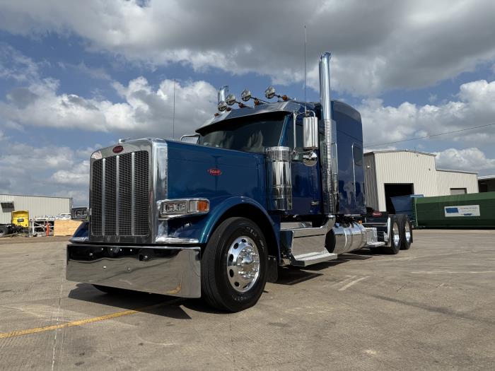 2026 Peterbilt 589-2