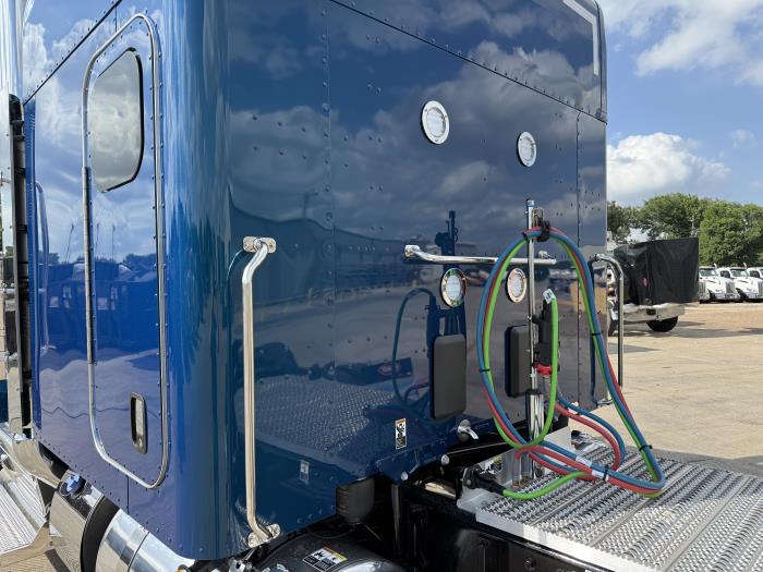 2026 Peterbilt 589-19