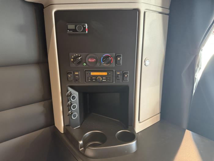 2026 Peterbilt 589-53