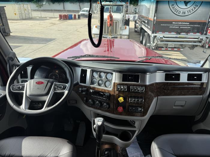 2026 Peterbilt 589-62