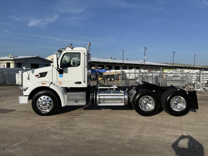 2020 Peterbilt 567-2