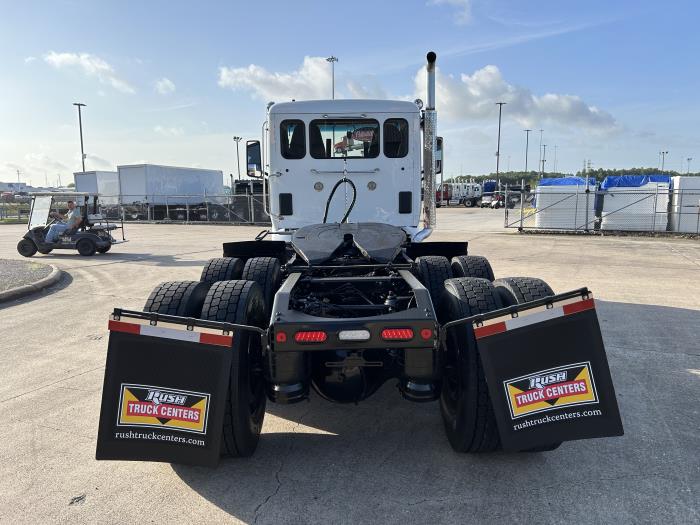 2020 Peterbilt 567-4