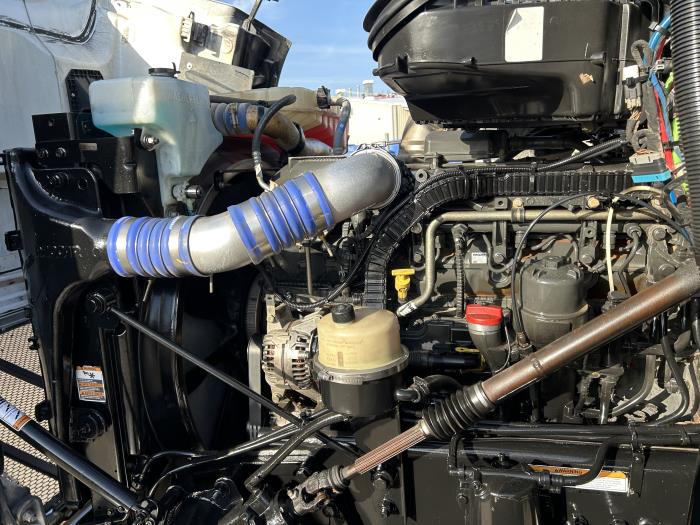 2020 Peterbilt 567-17