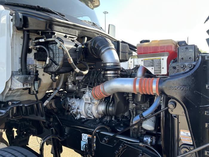 2020 Peterbilt 567-19
